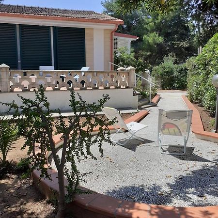 Villetta Dei Fiori, Vicino Spiaggia Di Punta Pizzo Gallipoli Exterior foto